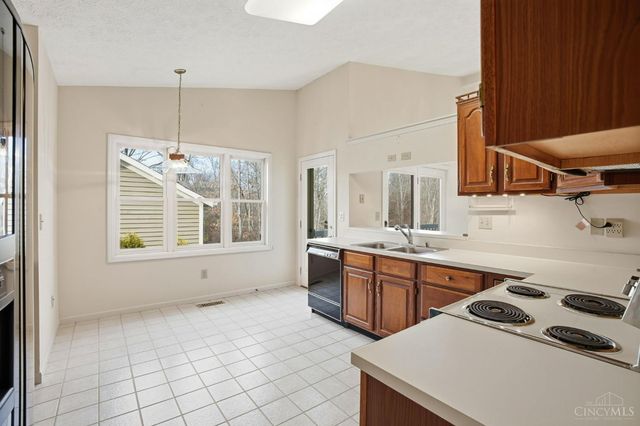 11736 Gable Glen Lane, Symmes Twp, OH 45249