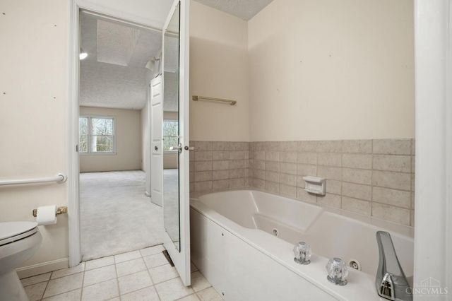 11736 Gable Glen Lane, Symmes Twp, OH 45249