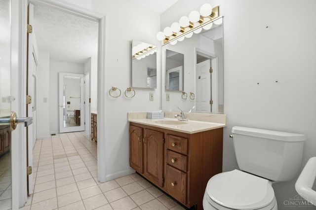 11736 Gable Glen Lane, Symmes Twp, OH 45249