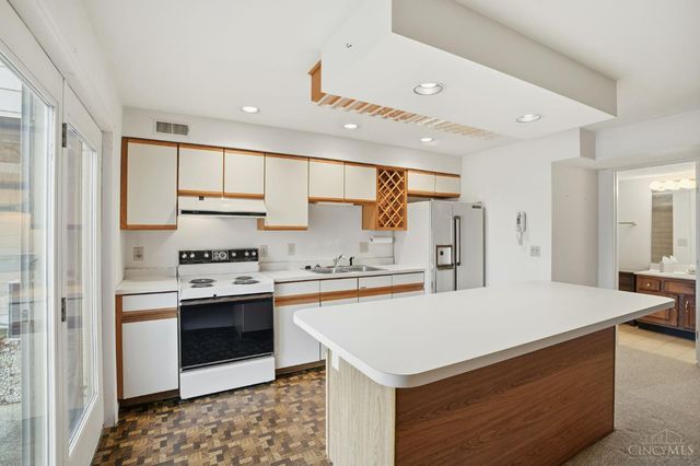 11736 Gable Glen Lane, Symmes Twp, OH 45249