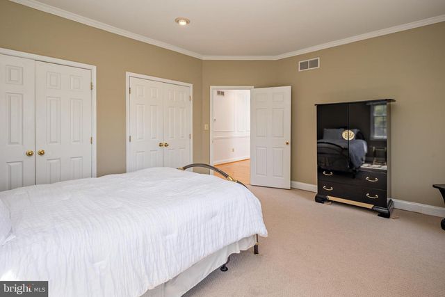 6 CHAMARAL CT, Cockeysville, MD 21030