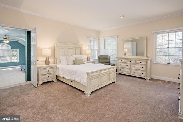6 CHAMARAL CT, Cockeysville, MD 21030
