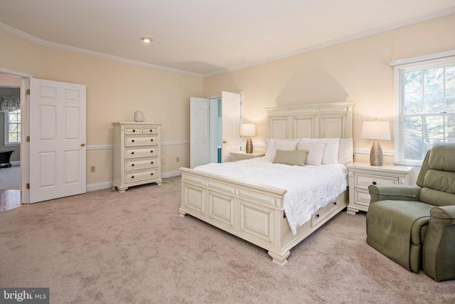 6 CHAMARAL CT, Cockeysville, MD 21030