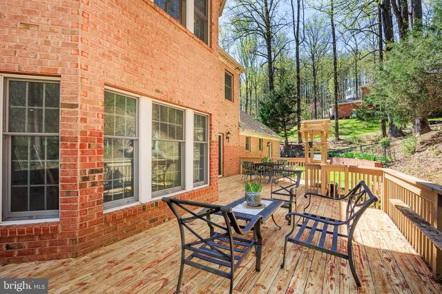 6 CHAMARAL CT, Cockeysville, MD 21030