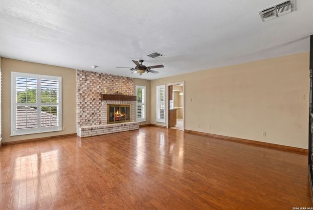 4015 FAWNRIDGE DR, San Antonio, TX 78229