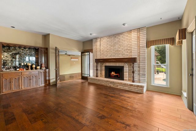 4015 FAWNRIDGE DR, San Antonio, TX 78229