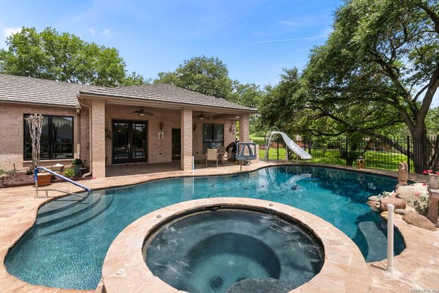 4015 FAWNRIDGE DR, San Antonio, TX 78229