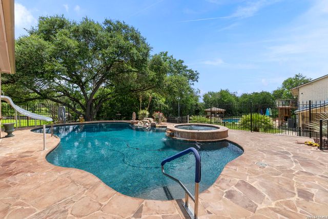4015 FAWNRIDGE DR, San Antonio, TX 78229