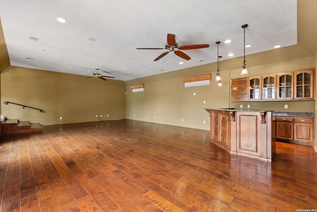4015 FAWNRIDGE DR, San Antonio, TX 78229