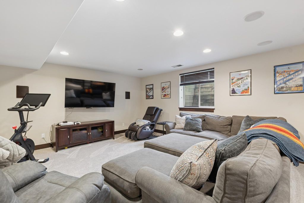 25 Glacier Circle, Kalispell, MT 59901 photo 38