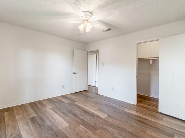 1517 Oakcrest Street, Wharton, TX 77488