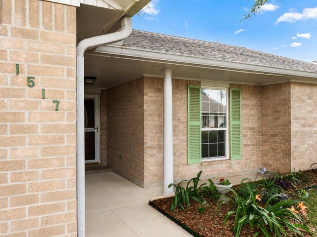 1517 Oakcrest Street, Wharton, TX 77488