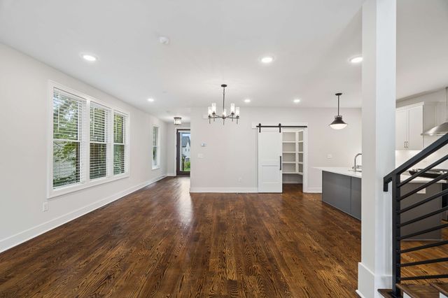 6316 Edsel Dr, Nashville, TN 37209