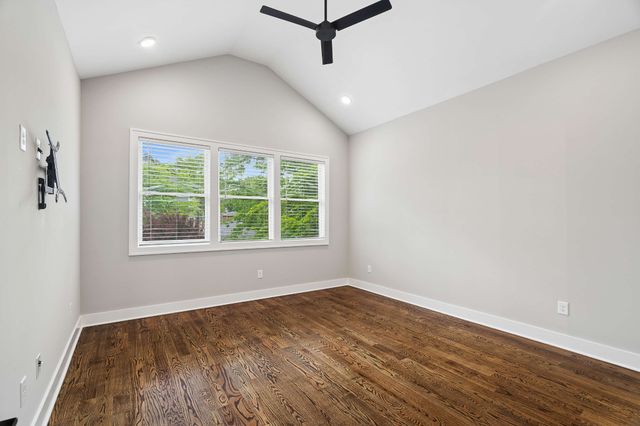 6316 Edsel Dr, Nashville, TN 37209