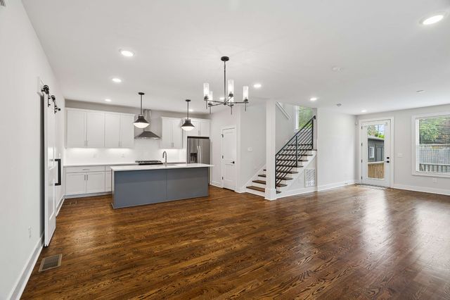 6316 Edsel Dr, Nashville, TN 37209