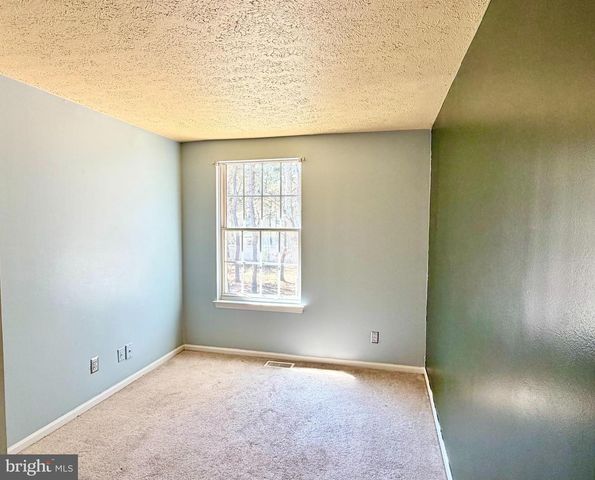 25 DORCHESTER CIR, Marlton, NJ 08053