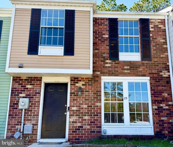 25 DORCHESTER CIR, Marlton, NJ 08053