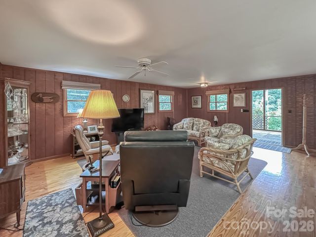 82 Trout Haven Lane, Balsam Grove, NC 28708
