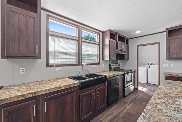 26530 Sawmill Way, Athens, AL 35613