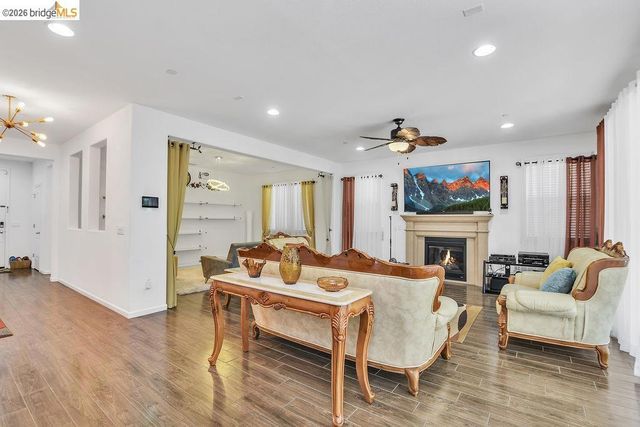 2705 Reddington Way, Brentwood, CA 94513