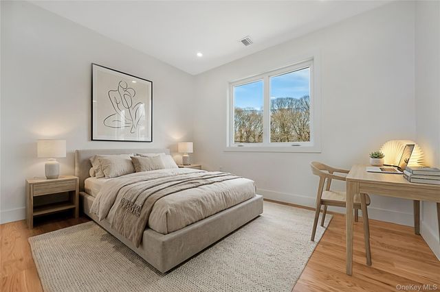 1078 Woodfield Road, Rockville Centre, NY 11570