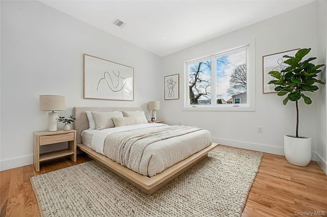 1078 Woodfield Road, Rockville Centre, NY 11570