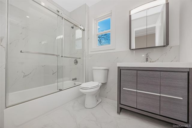 1078 Woodfield Road, Rockville Centre, NY 11570