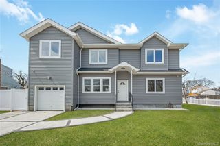 1078 Woodfield Road, Rockville Centre, NY 11570