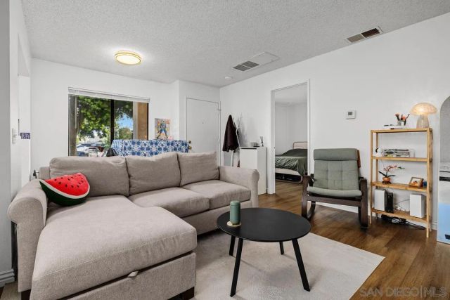 8492 New Salem 59, San Diego, CA 92126