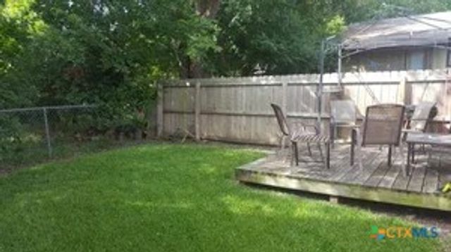 1112 Jones Street, San Marcos, TX 78666