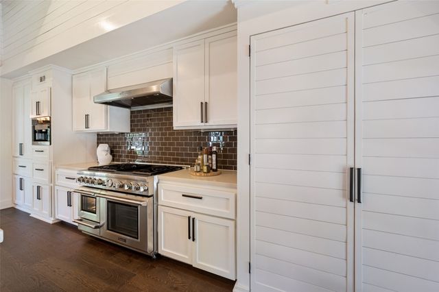 6124 Del Norte Lane, Dallas, TX 75225