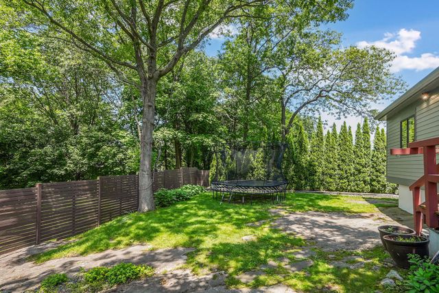 2 Lundy Lane, Larchmont, NY 10538