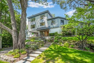 2 Lundy Lane, Larchmont, NY 10538