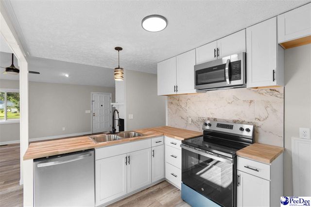 2204 Greenway Loop, Hamer, SC 29547