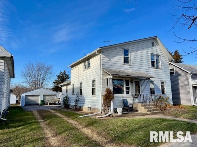 2918 PERSHING Boulevard, Clinton, IA 52732