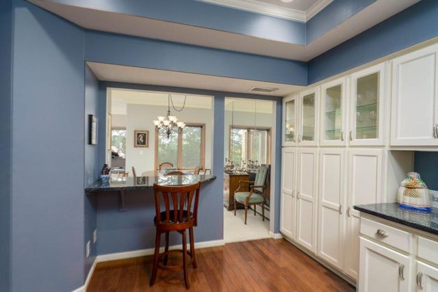 1830 Eagle Ridge Drive 1009, Mendota Heights, MN 55118