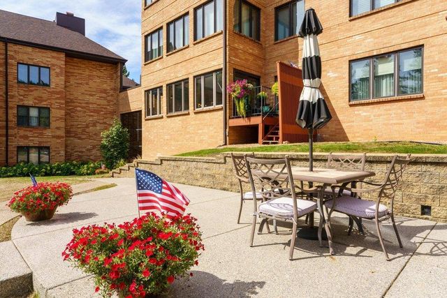1830 Eagle Ridge Drive 1009, Mendota Heights, MN 55118