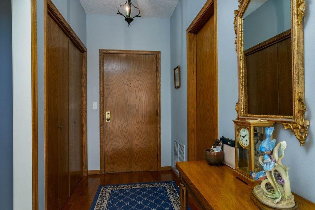 1830 Eagle Ridge Drive 1009, Mendota Heights, MN 55118 — photo 3