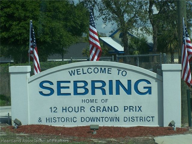 116 Friendly Circle, Sebring, FL 33876