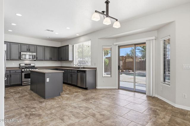 14581 W VERDE Lane, Goodyear, AZ 85395