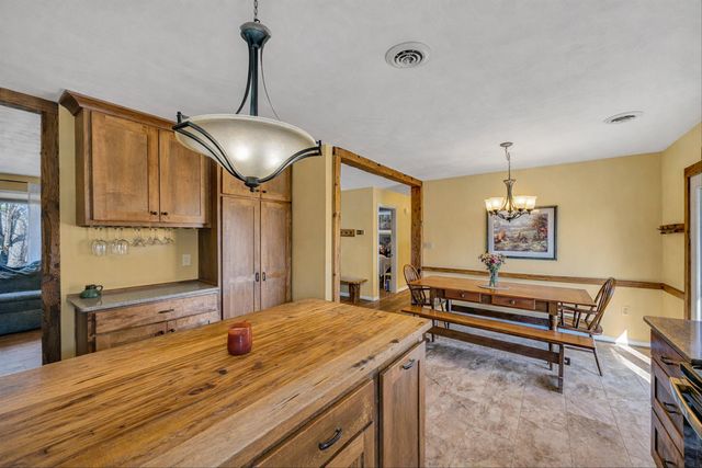 2770 Gravel Hill RD, Vinton, VA 24179