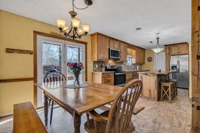 2770 Gravel Hill RD, Vinton, VA 24179