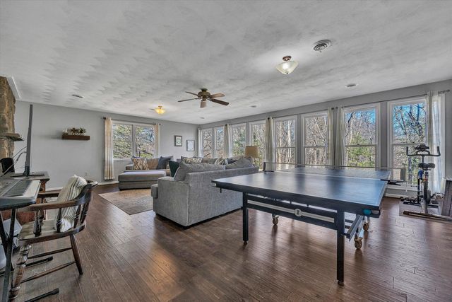 2770 Gravel Hill RD, Vinton, VA 24179