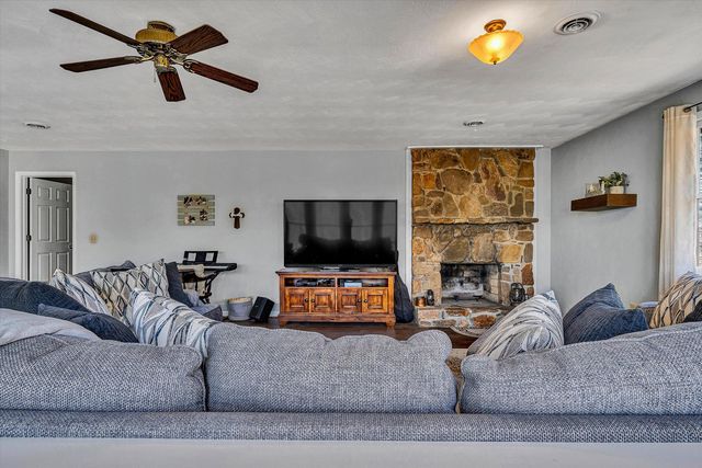 2770 Gravel Hill RD, Vinton, VA 24179