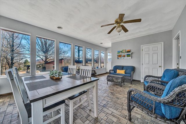 2770 Gravel Hill RD, Vinton, VA 24179