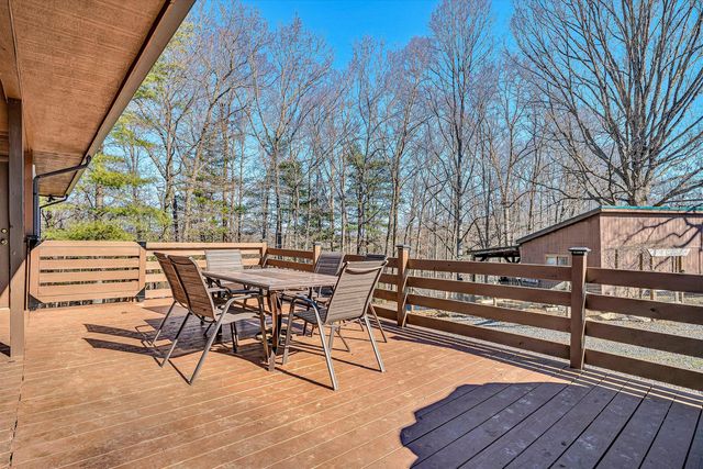 2770 Gravel Hill RD, Vinton, VA 24179