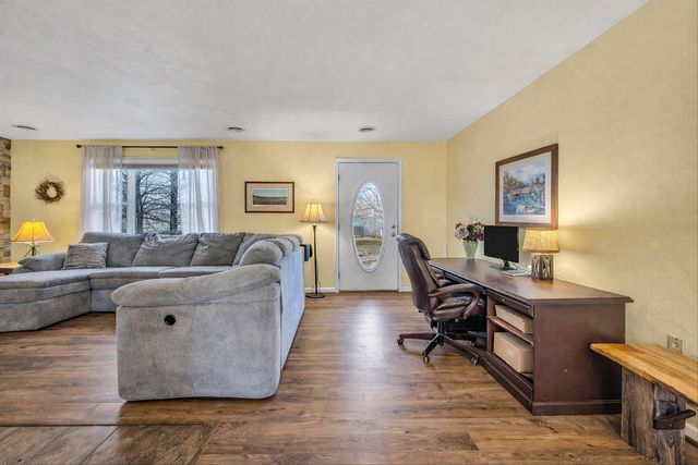 2770 Gravel Hill RD, Vinton, VA 24179