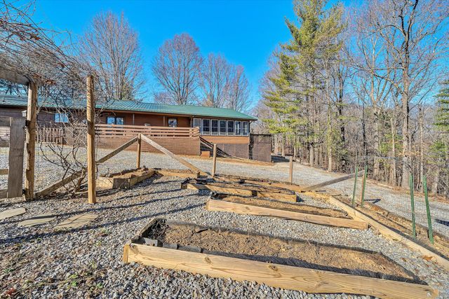 2770 Gravel Hill RD, Vinton, VA 24179