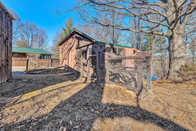 2770 Gravel Hill RD, Vinton, VA 24179
