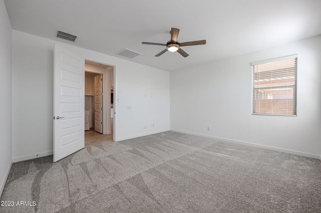 2071 W SIERRA SUNSET Trail, Phoenix, AZ 85085